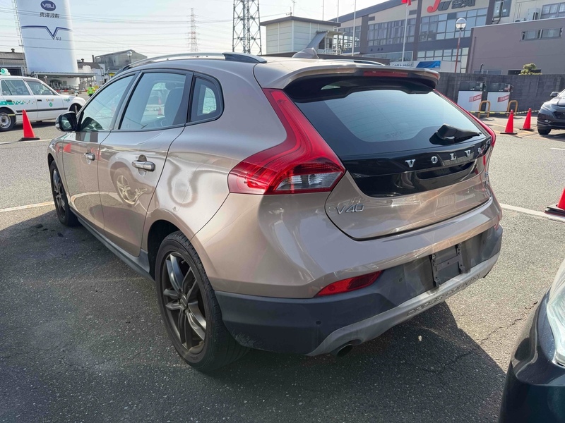 Volvo V40 T5 Cross Country Lux Nav Awd - U12190