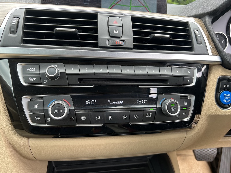 BMW 3 Series 320I Luxury Gran Turismo - U12192