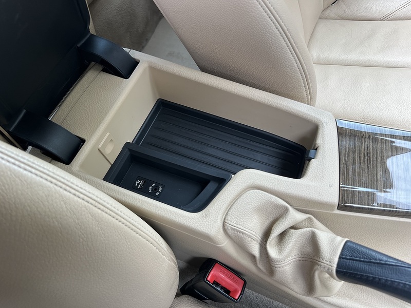 BMW 3 Series 320I Luxury Gran Turismo - U12192