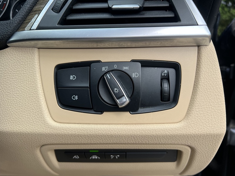 BMW 3 Series 320I Luxury Gran Turismo - U12192