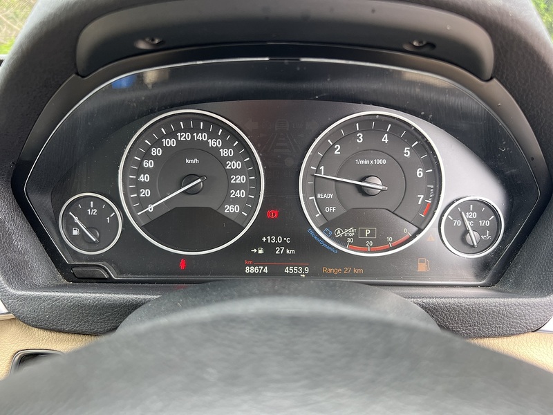 BMW 3 Series 320I Luxury Gran Turismo - U12192