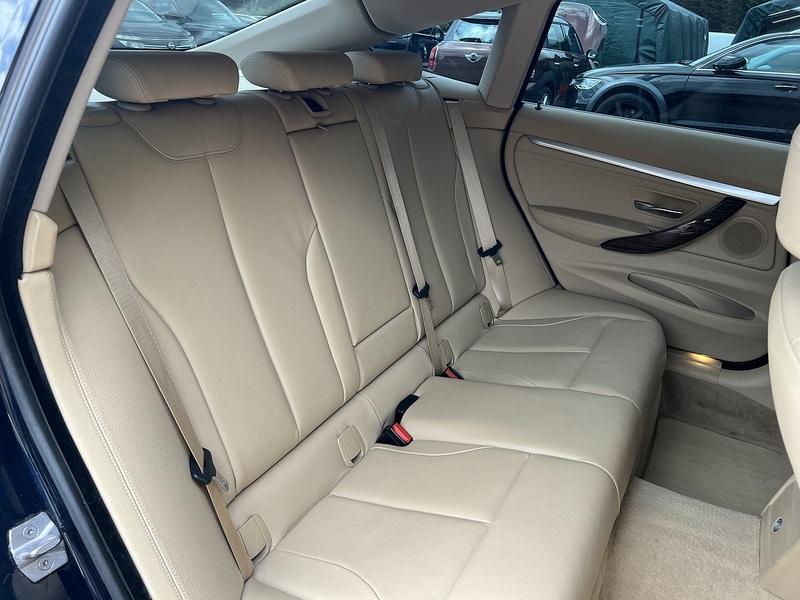 BMW 3 Series 320I Luxury Gran Turismo - U12192