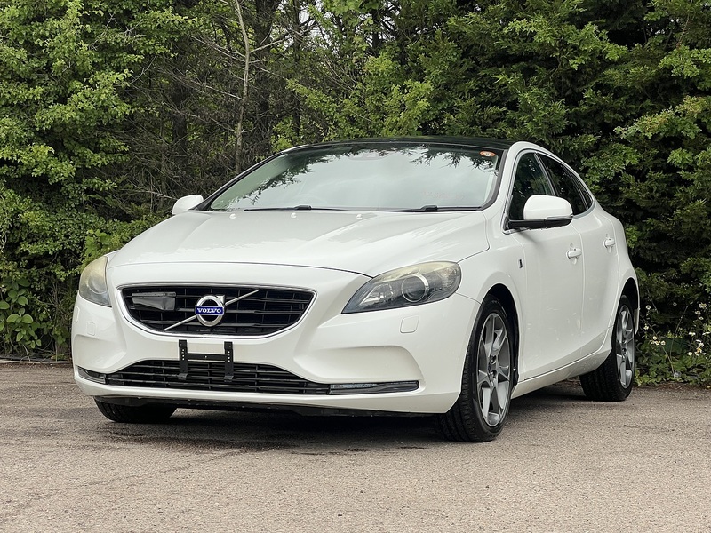 Volvo V40 T4 Se Lux Nav - U12193