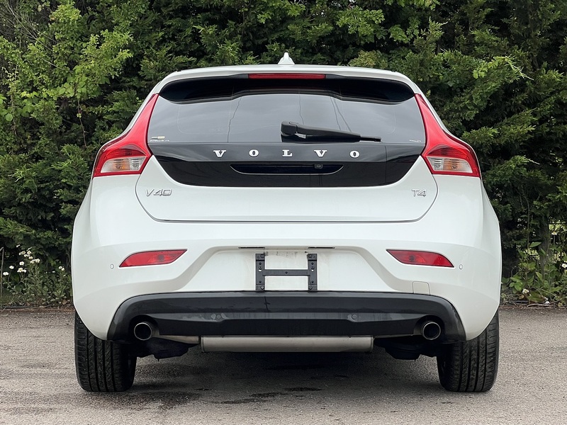 Volvo V40 T4 Se Lux Nav - U12193