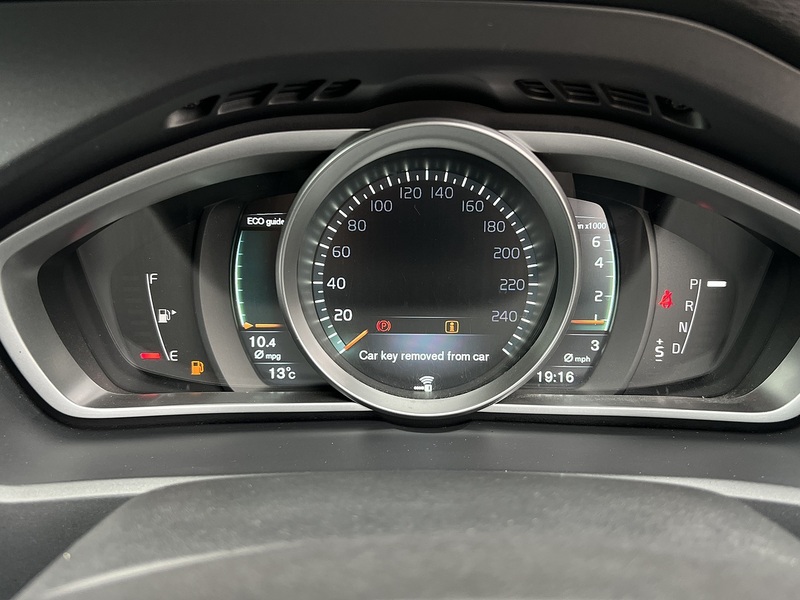 Volvo V40 T4 Se Lux Nav - U12193