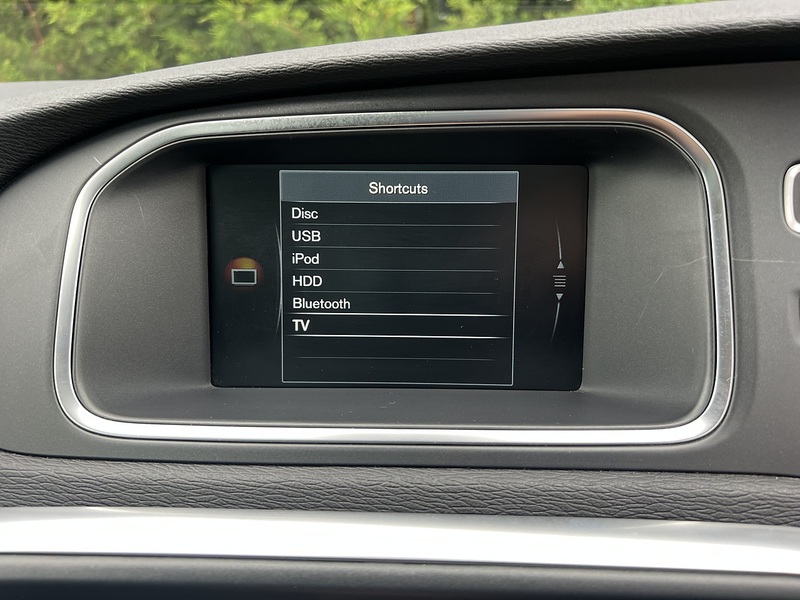Volvo V40 T4 Se Lux Nav - U12193