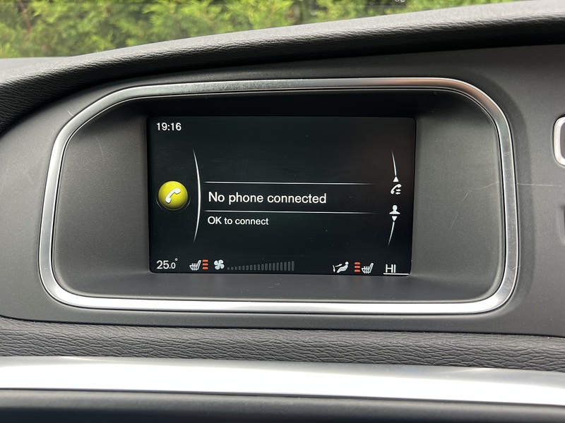 Volvo V40 T4 Se Lux Nav - U12193