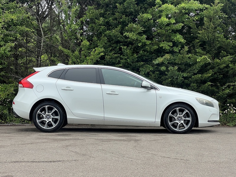 Volvo V40 T4 Se Lux Nav - U12193