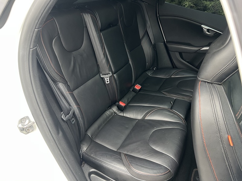 Volvo V40 T4 Se Lux Nav - U12193
