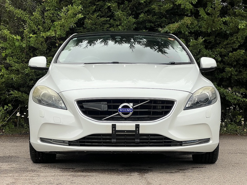 Volvo V40 T4 Se Lux Nav - U12193