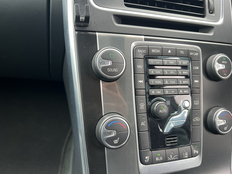 Volvo S60 T4 R-Design Lux Nav - U12195