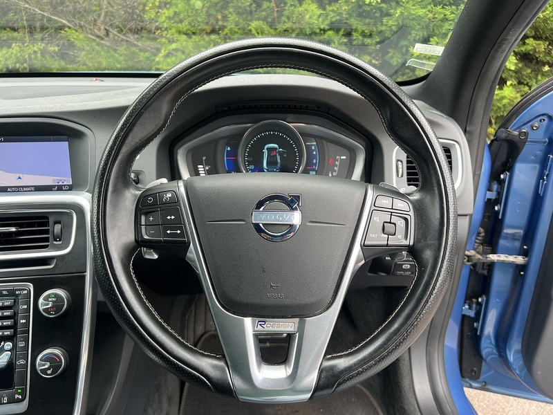 Volvo S60 T4 R-Design Lux Nav - U12195