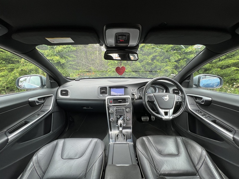 Volvo S60 T4 R-Design Lux Nav - U12195