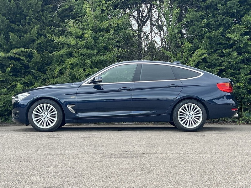 BMW 3 Series 320I Luxury Gran Turismo - U12198