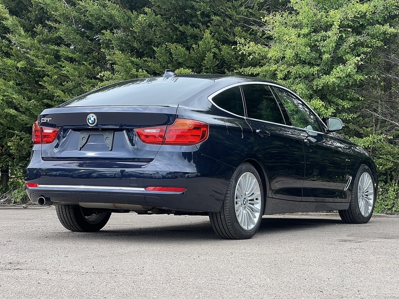 BMW 3 Series 320I Luxury Gran Turismo - U12198