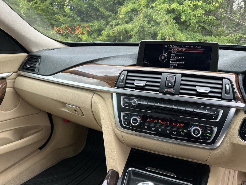 BMW 3 Series 320I Luxury Gran Turismo - U12198