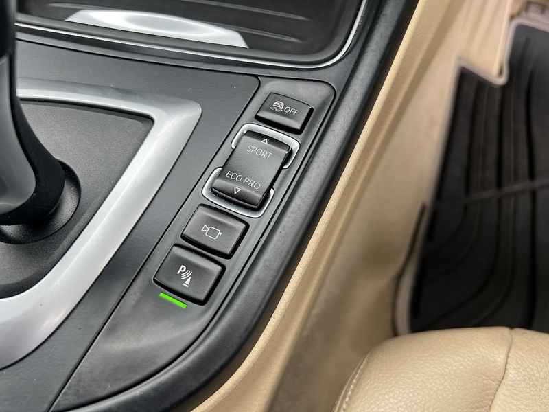 BMW 3 Series 320I Luxury Gran Turismo - U12198