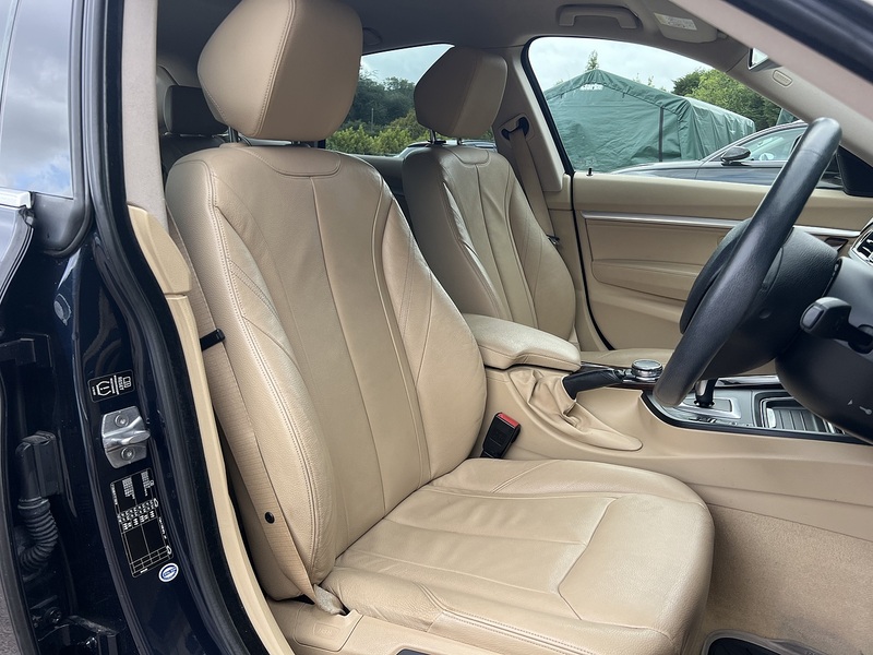 BMW 3 Series 320I Luxury Gran Turismo - U12198