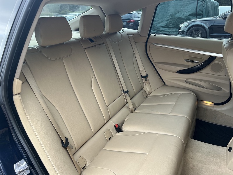 BMW 3 Series 320I Luxury Gran Turismo - U12198
