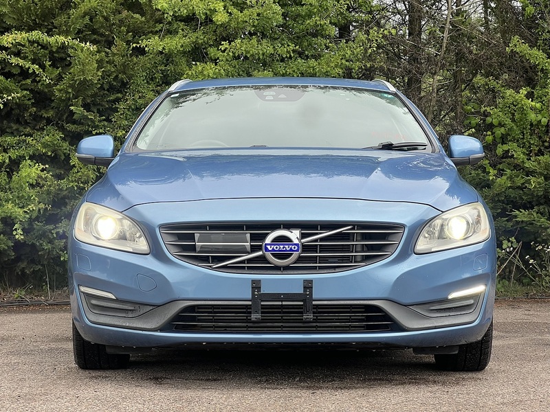 Volvo V60 T4 Se Lux Nav - U12199
