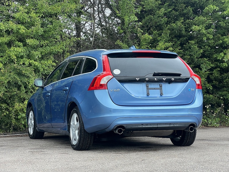 Volvo V60 T4 Se Lux Nav - U12199