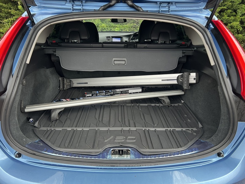 Volvo V60 T4 Se Lux Nav - U12199