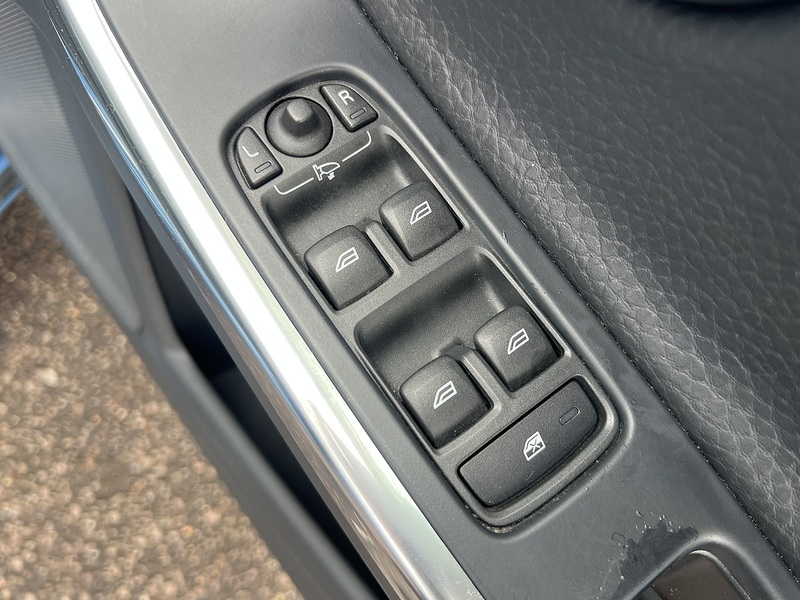 Volvo V60 T4 Se Lux Nav - U12199
