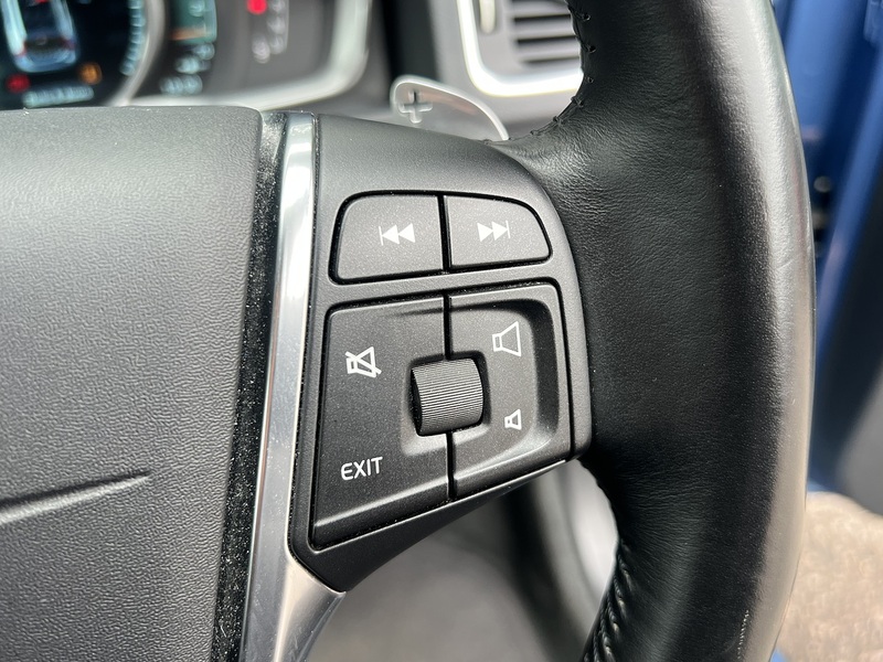 Volvo V60 T4 Se Lux Nav - U12199