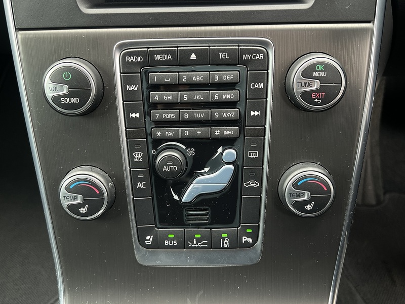 Volvo V60 T4 Se Lux Nav - U12199