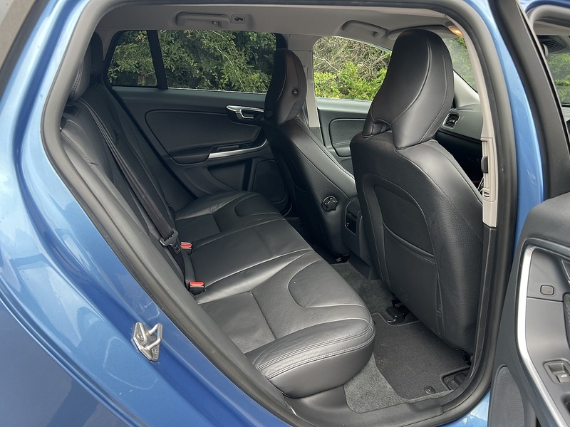 Volvo V60 T4 Se Lux Nav - U12199