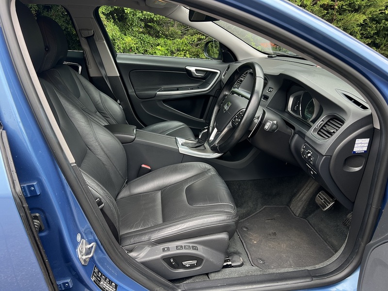 Volvo V60 T4 Se Lux Nav - U12199