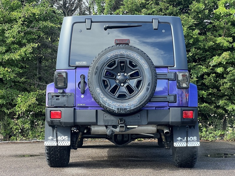 Jeep Wrangler V6 Sahara Unlimited - U12200