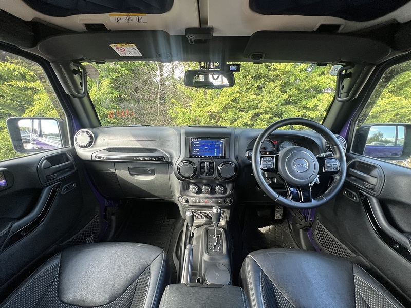 Jeep Wrangler V6 Sahara Unlimited - U12200