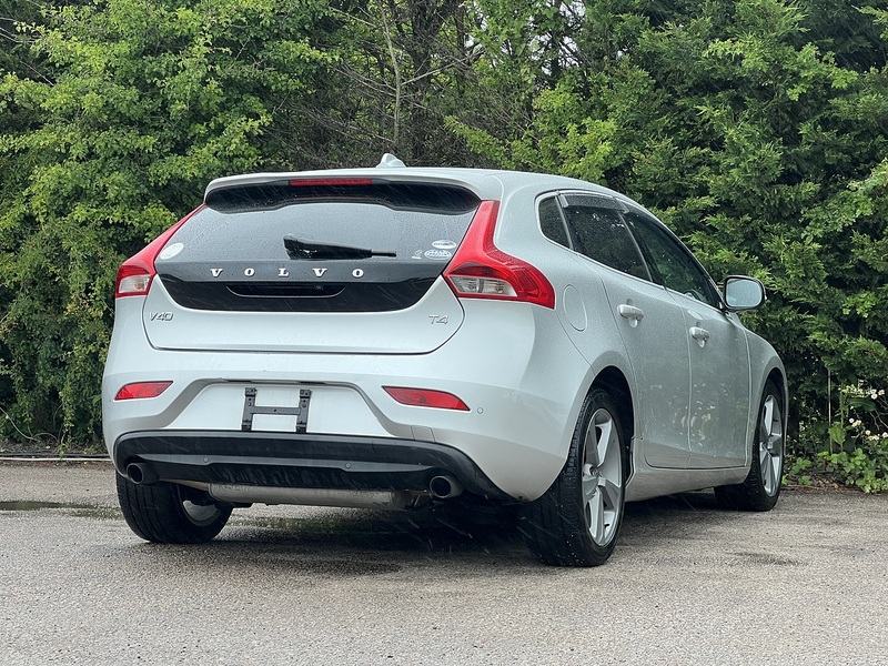 Volvo V40 T4 Se Nav - U12202