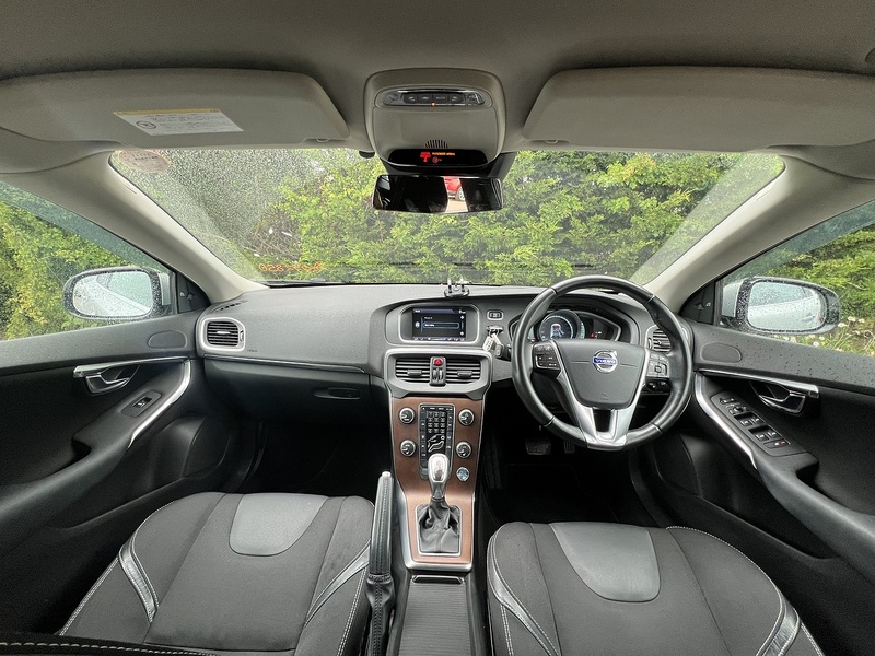 Volvo V40 T4 Se Nav - U12202