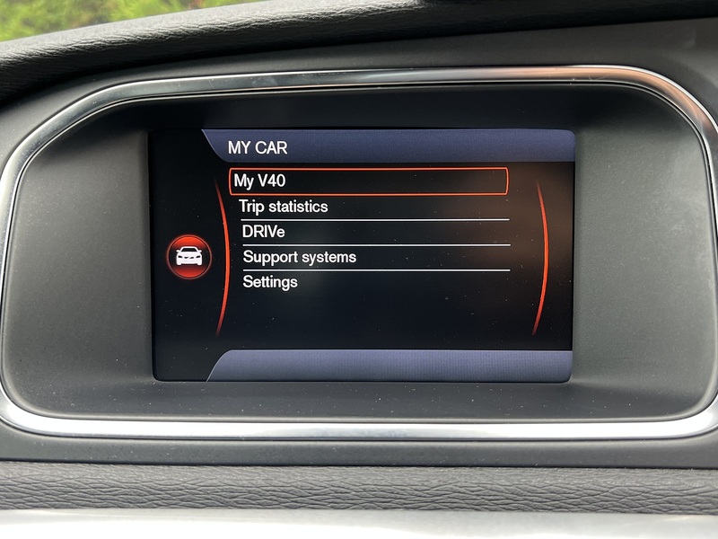 Volvo V40 T4 Se Nav - U12202