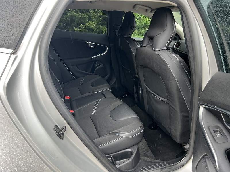 Volvo V40 T4 Se Nav - U12202