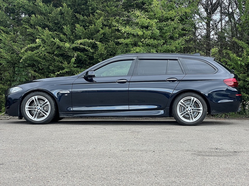 BMW 5 Series 523D M Sport Touring - U12204