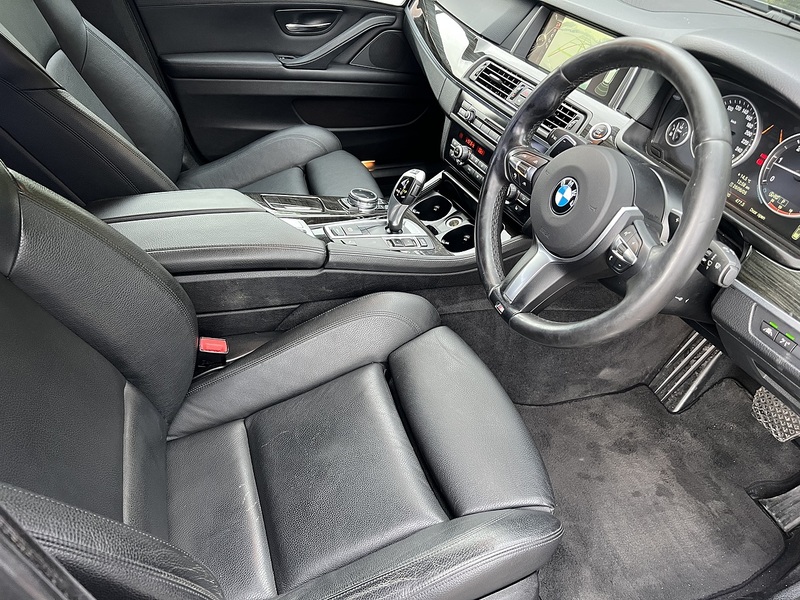 BMW 5 Series 523D M Sport Touring - U12204