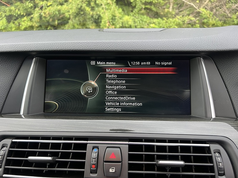 BMW 5 Series 523D M Sport Touring - U12204