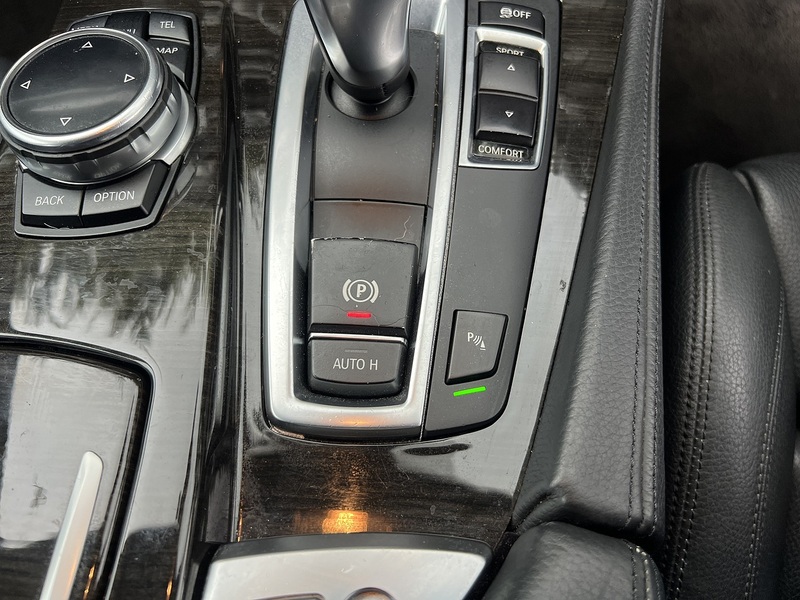 BMW 5 Series 523D M Sport Touring - U12204