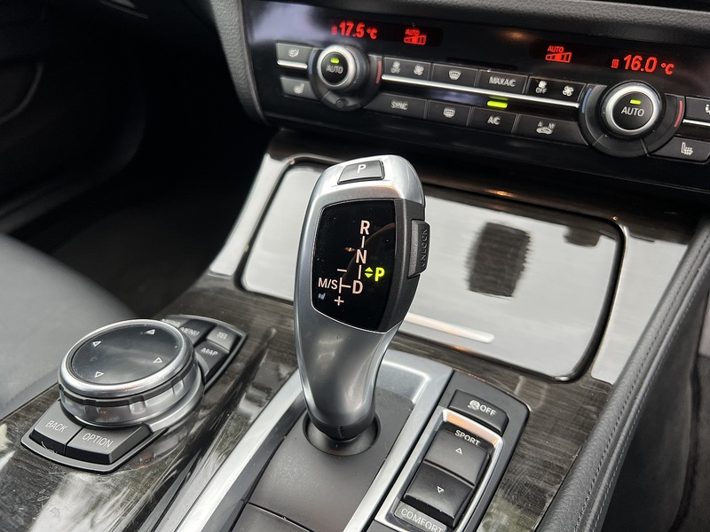 BMW 5 Series 523D M Sport Touring - U12204