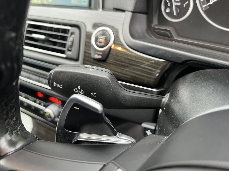 BMW 5 Series 523D M Sport Touring - U12204