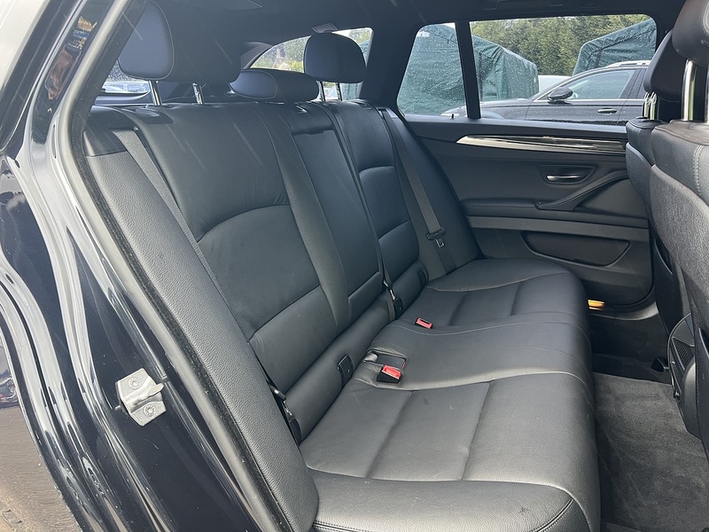BMW 5 Series 523D M Sport Touring - U12204