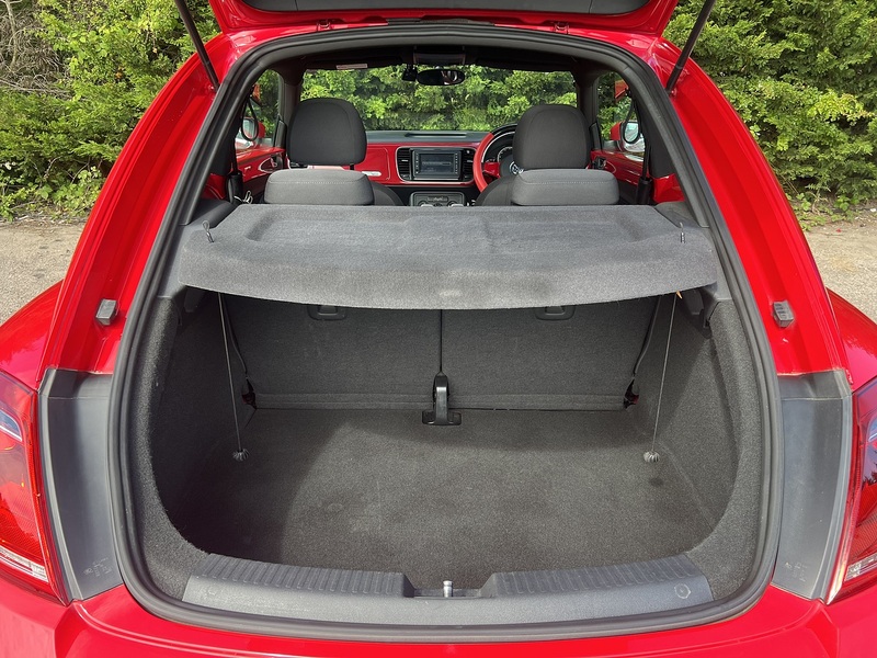 Volkswagen Beetle Design Tsi Dsg - U12205