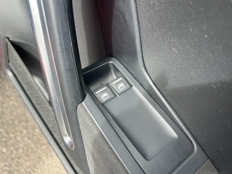 Volkswagen Beetle Design Tsi Dsg - U12205