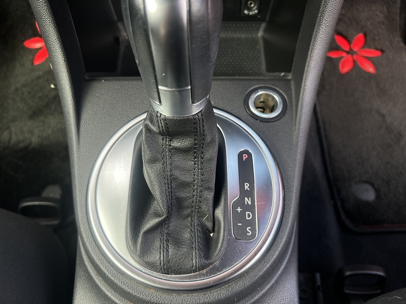 Volkswagen Beetle Design Tsi Dsg - U12205