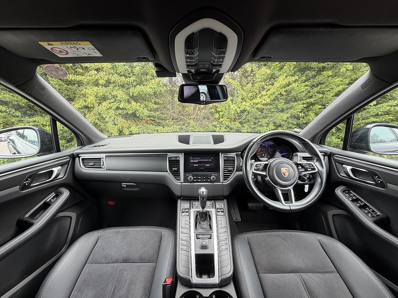 Porsche Macan Pdk - U12213