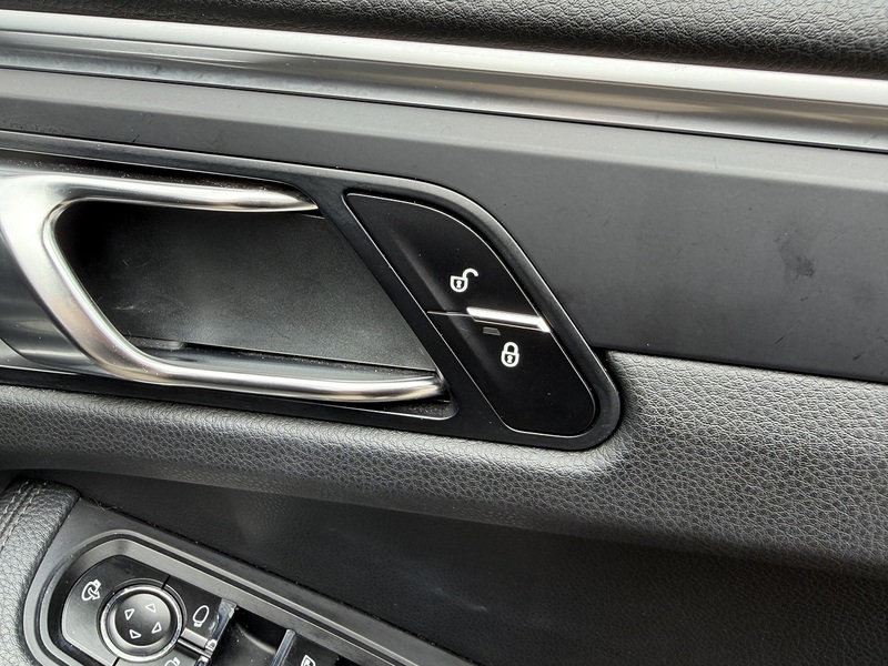 Porsche Macan Pdk - U12213