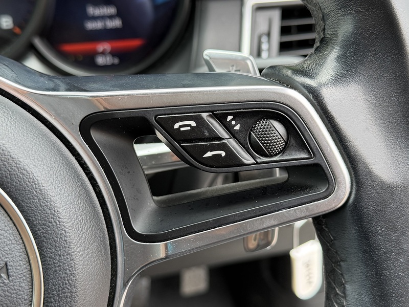 Porsche Macan Pdk - U12213